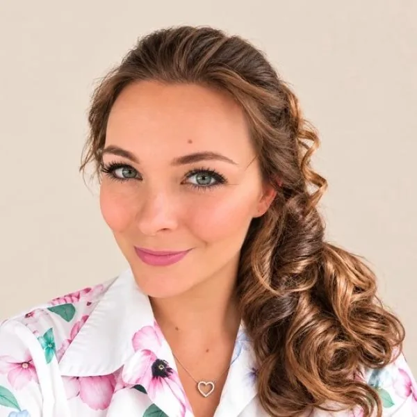 Portrét – Šárka Šedová